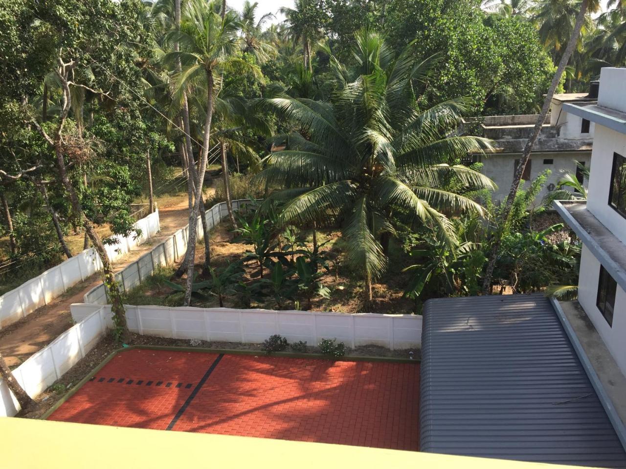 Airavatham Apartments Guruvayur Exterior photo